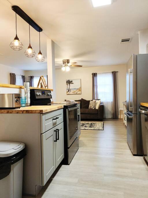 Venice Beach Within 5 Min Drive, Near The Tennis Courts And Park, Sleeps 5 Nokomis Eksteriør bilde