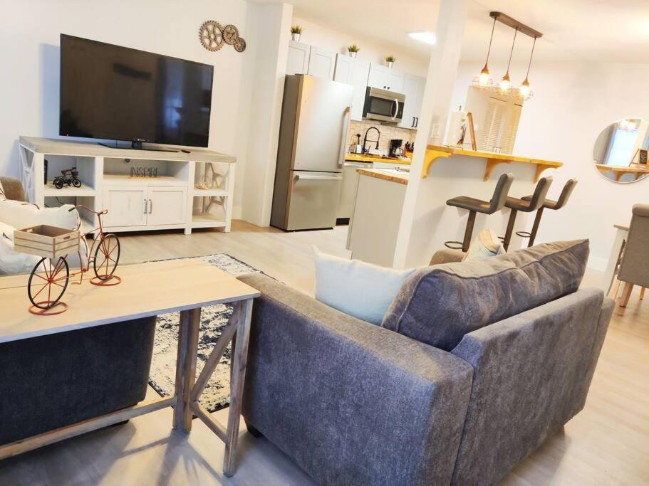 Venice Beach Within 5 Min Drive, Near The Tennis Courts And Park, Sleeps 5 Nokomis Eksteriør bilde
