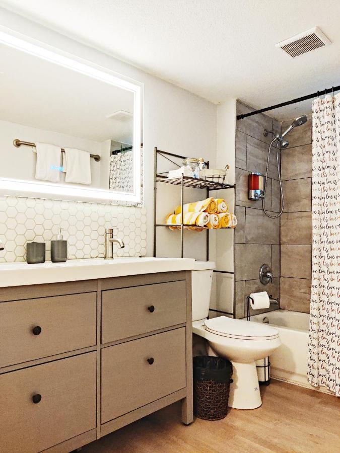 Venice Beach Within 5 Min Drive, Near The Tennis Courts And Park, Sleeps 5 Nokomis Eksteriør bilde