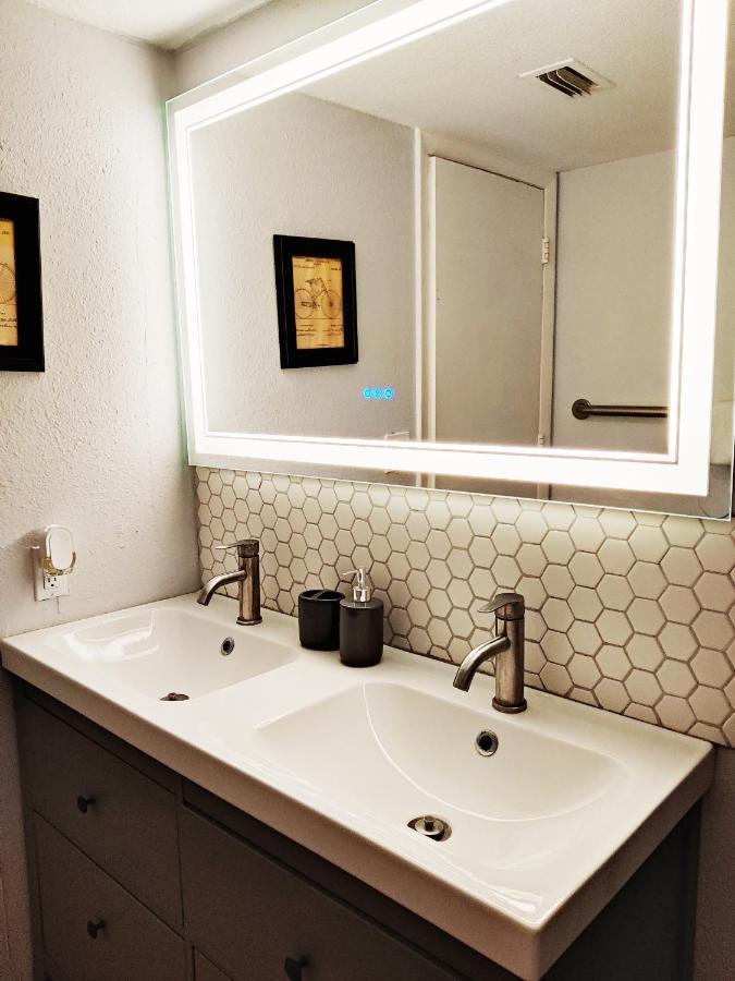 Venice Beach Within 5 Min Drive, Near The Tennis Courts And Park, Sleeps 5 Nokomis Eksteriør bilde